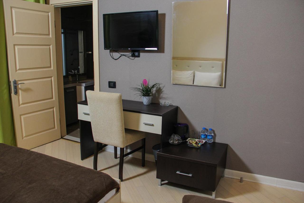 Solo Hotel On Nizami Street Baku Exterior photo